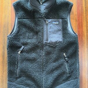 Patagonia Black Fleece Vest- retro pile